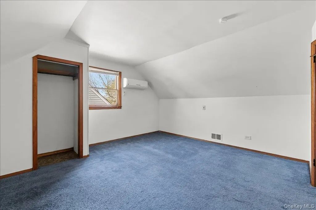 51 Audrey Avenue Plainview NY 11803