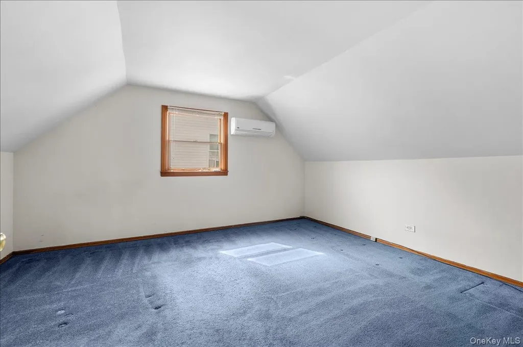 51 Audrey Avenue Plainview NY 11803