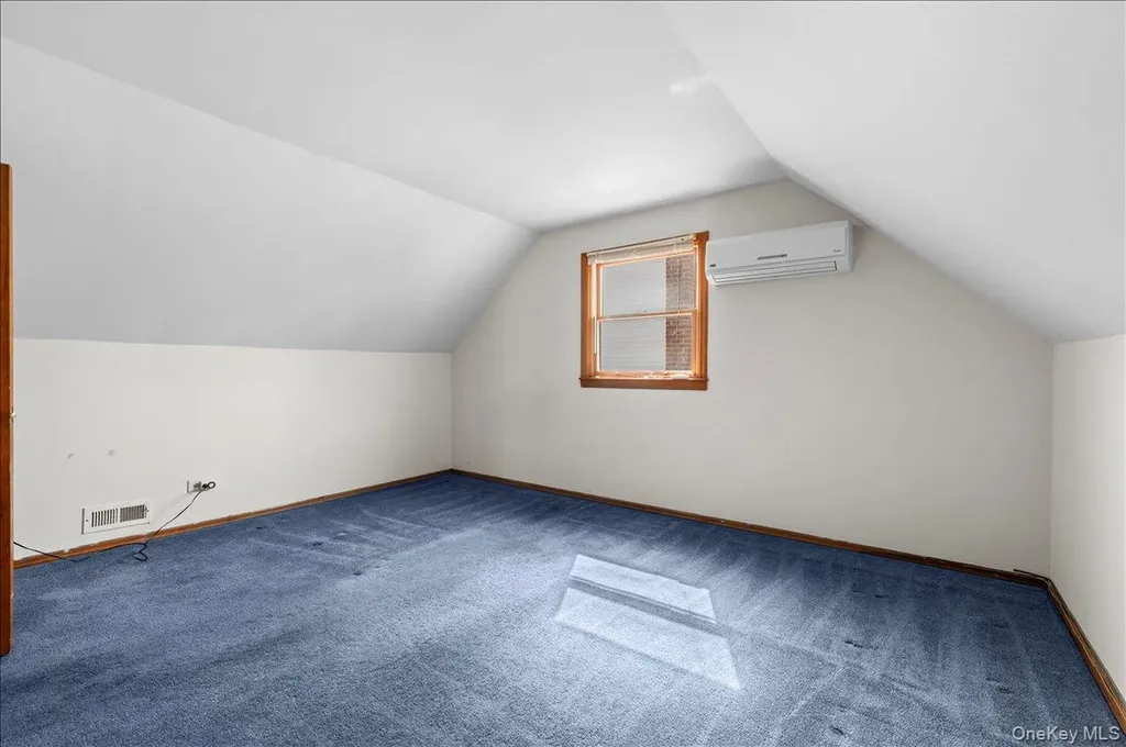 51 Audrey Avenue Plainview NY 11803