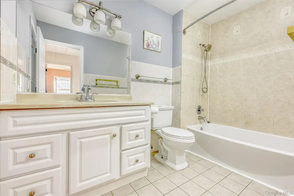 110 Creekside Circle Spring Valley NY 10977
