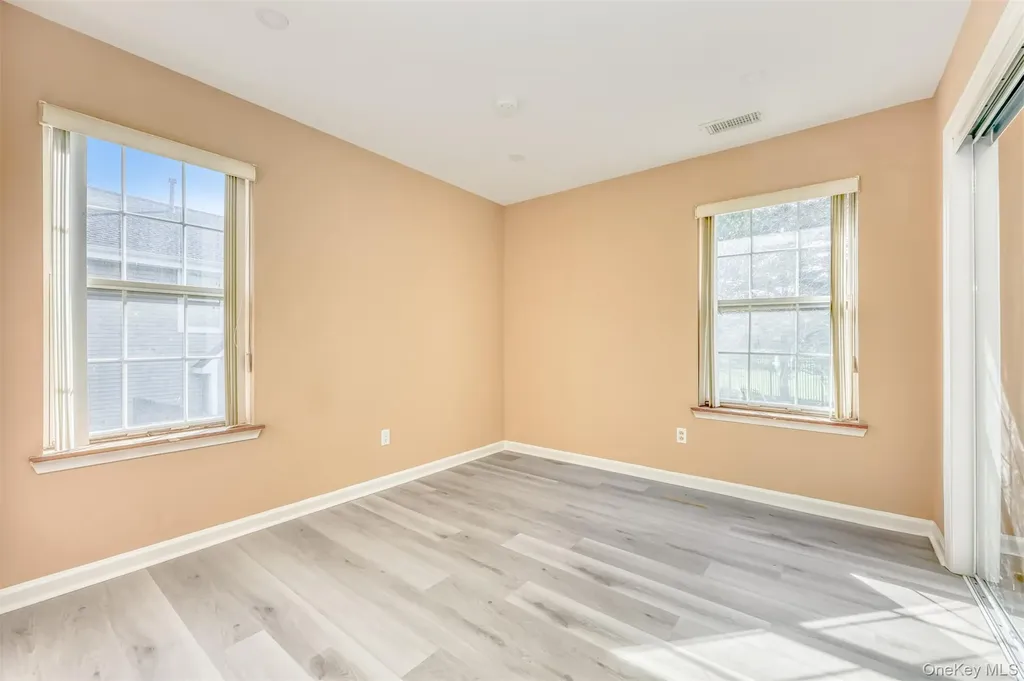 110 Creekside Circle Spring Valley NY 10977