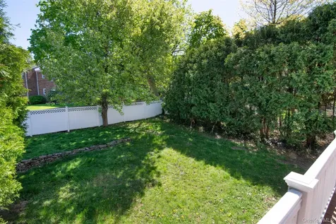 53 Mohican Park Avenue Dobbs Ferry NY 10522