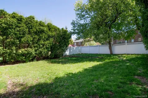 53 Mohican Park Avenue Dobbs Ferry NY 10522