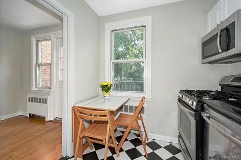 110 Lawn Terrace Mamaroneck NY 10543