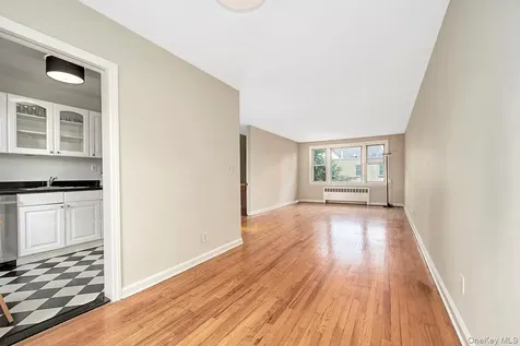 110 Lawn Terrace Mamaroneck NY 10543