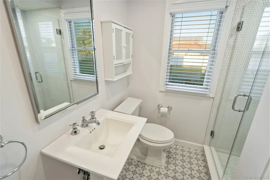 2000 Ocean Boulevard Atlantic Beach NY 11509