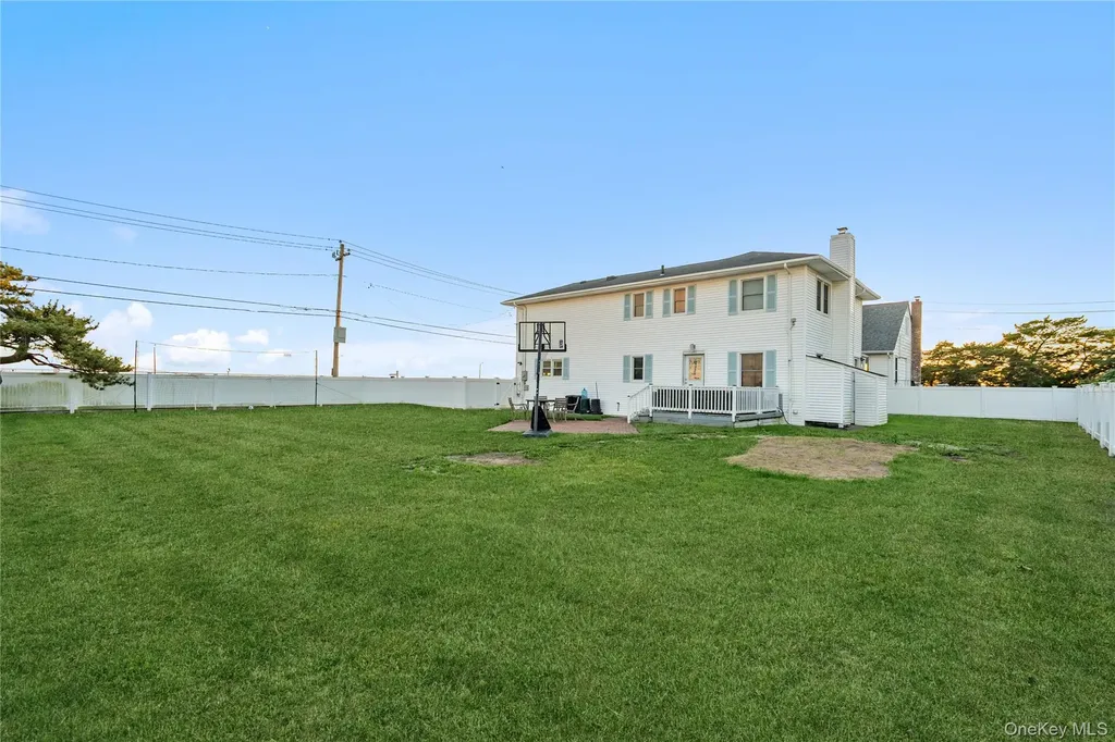 2000 Ocean Boulevard Atlantic Beach NY 11509