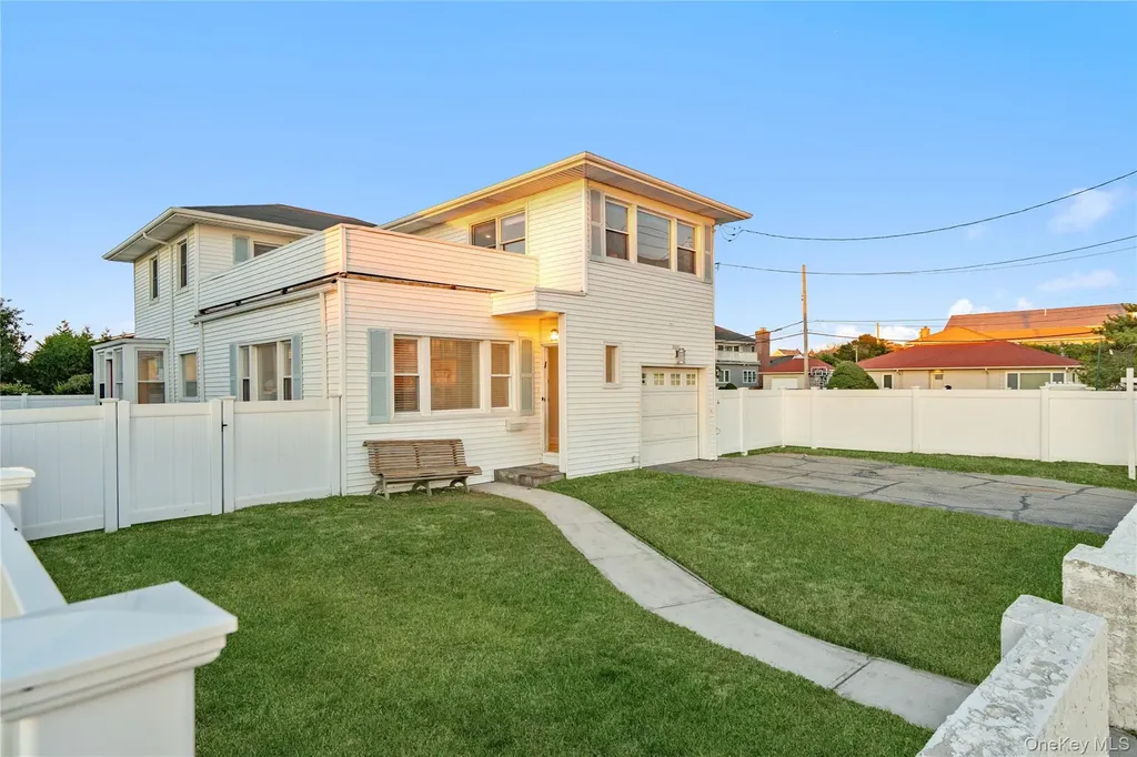 2000 Ocean Boulevard Atlantic Beach NY 11509