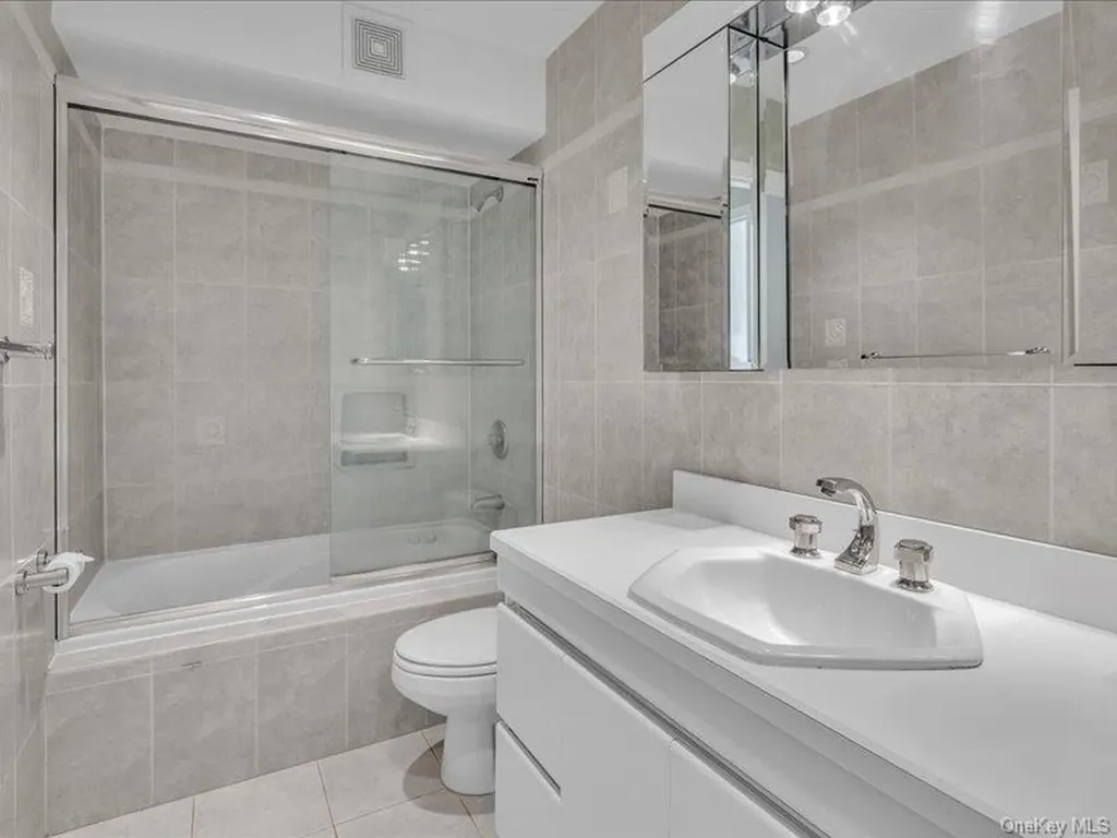 92 Elberta Drive East Northport NY 11731