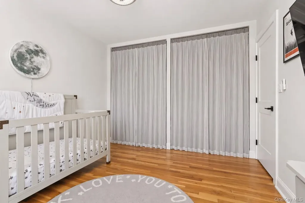 76 Lawrence Court White Plains NY 10603