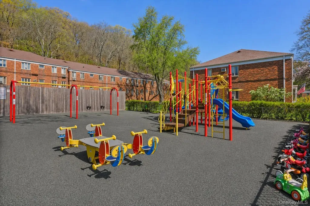 76 Lawrence Court White Plains NY 10603