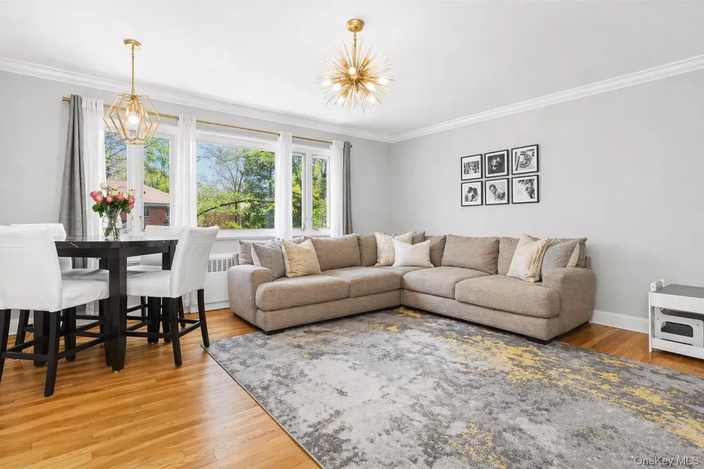 76 Lawrence Court White Plains NY 10603