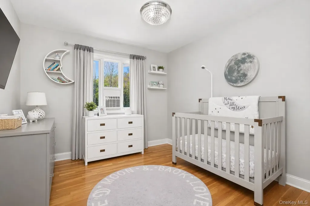 76 Lawrence Court White Plains NY 10603