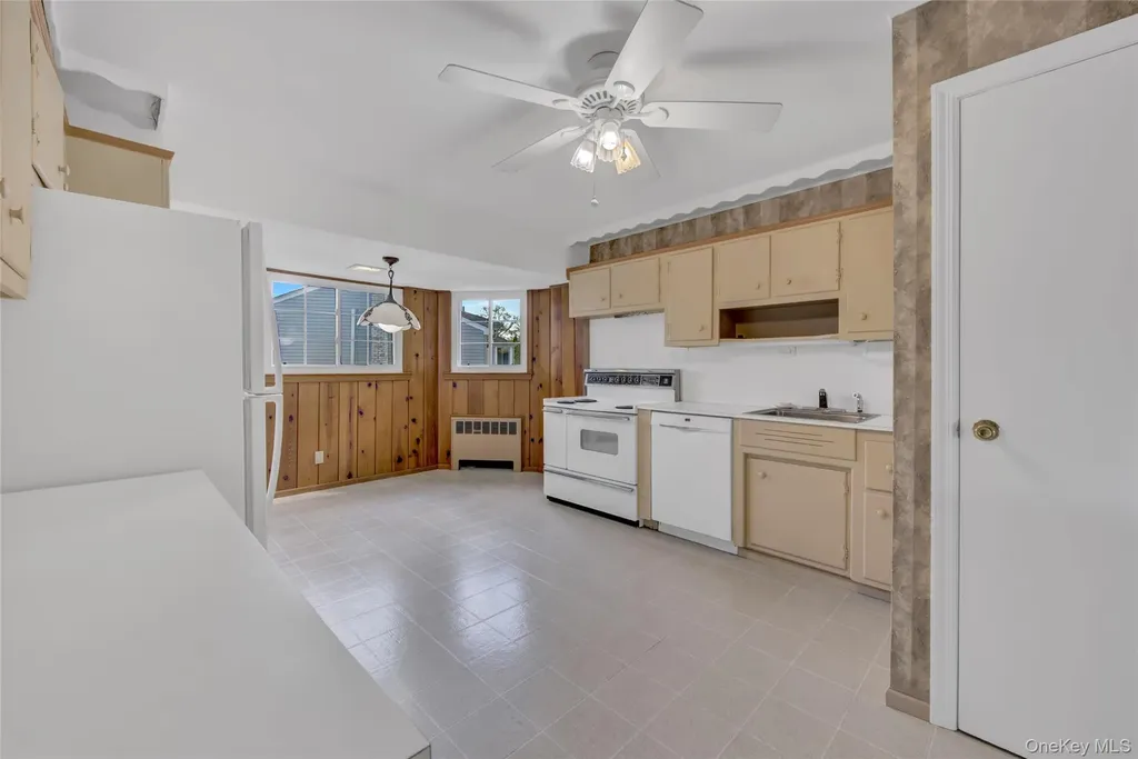 25 Lake Shore Boulevard Massapequa NY 11758