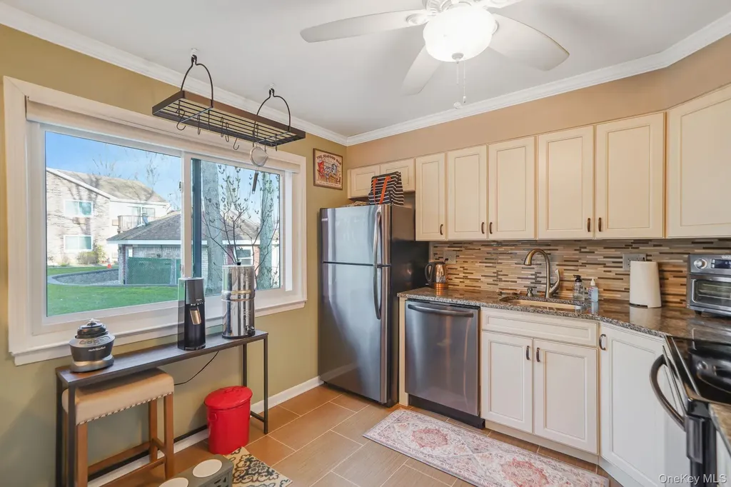 40 W 4th Street Patchogue NY 11772