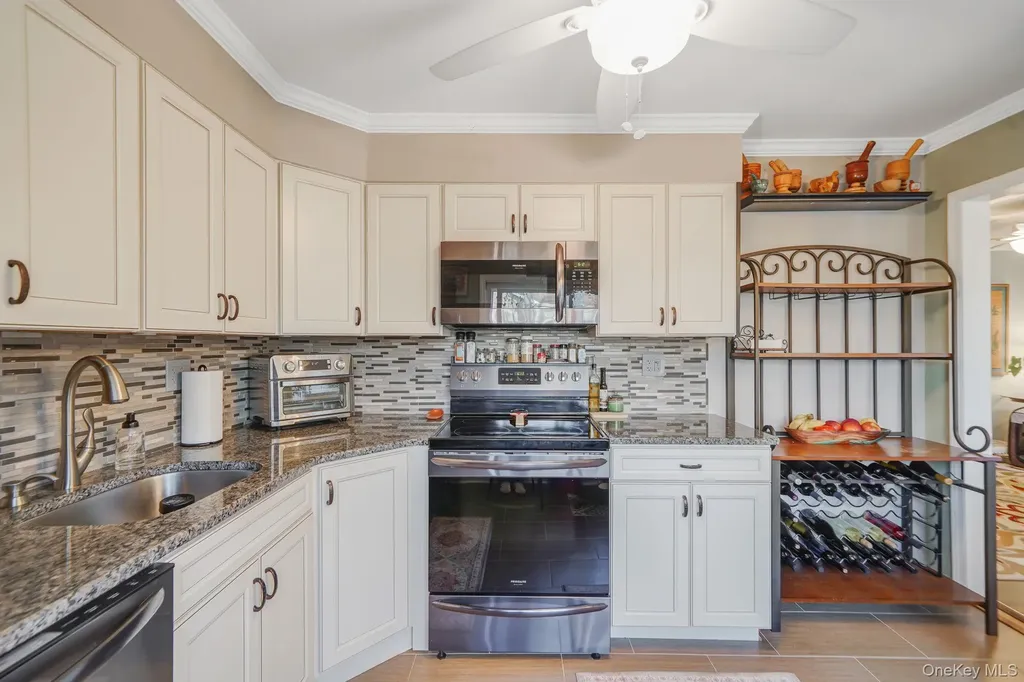 40 W 4th Street Patchogue NY 11772