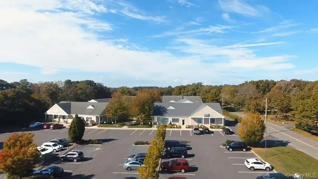 1116 Main Road Riverhead NY 11901