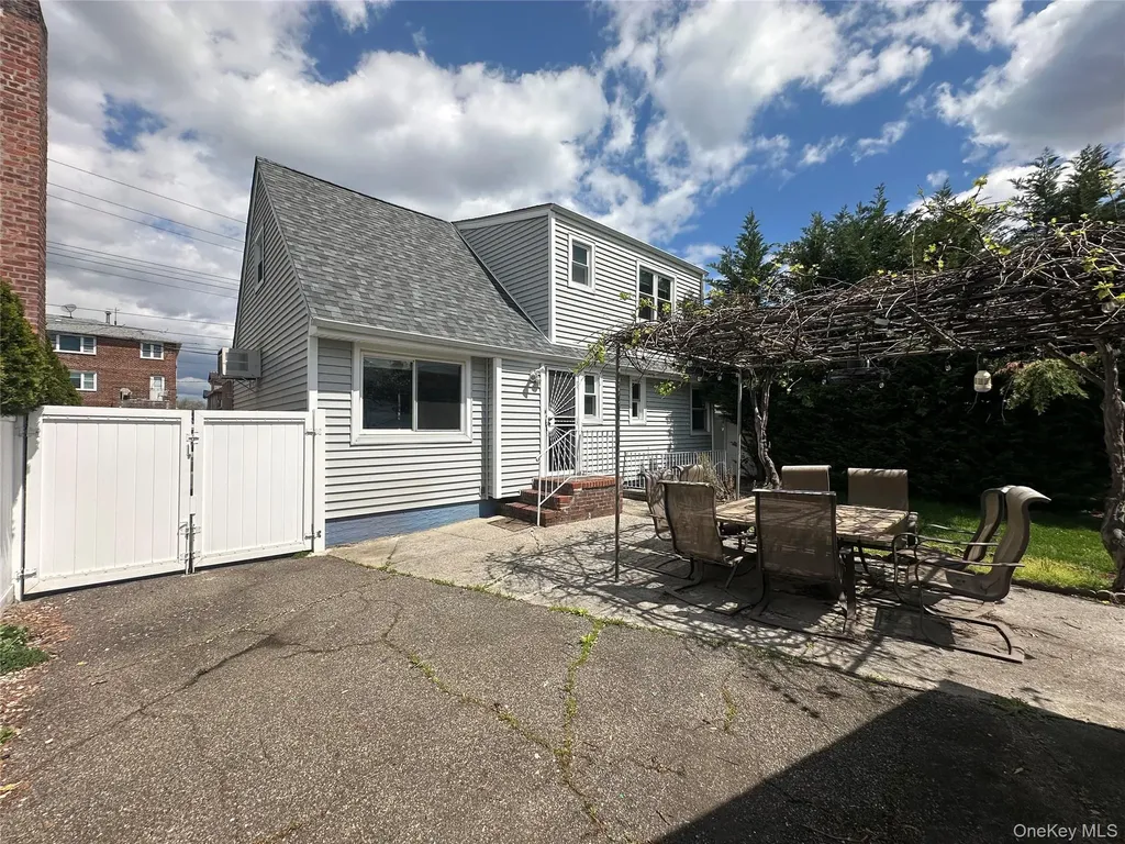 151-26 20th Avenue Whitestone NY 11357