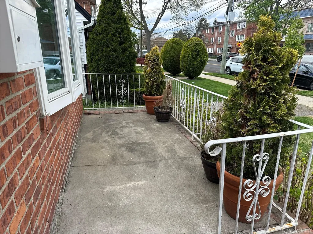 151-26 20th Avenue Whitestone NY 11357