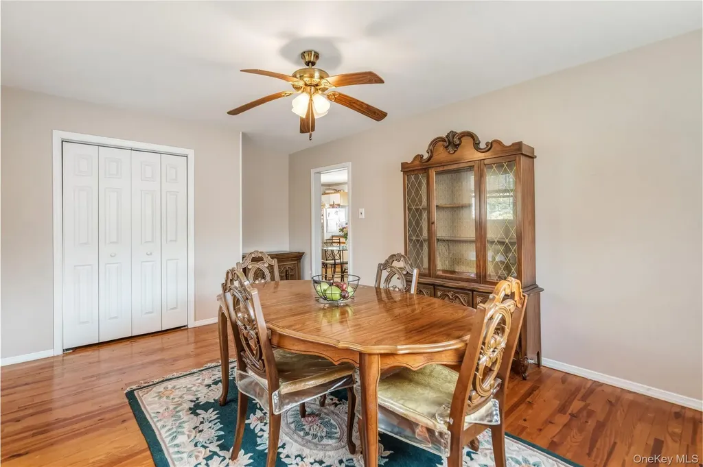 199 Concord Road Shirley NY 11967