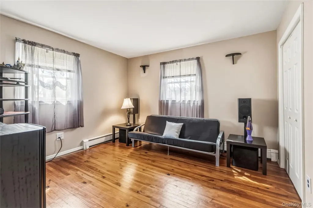 199 Concord Road Shirley NY 11967
