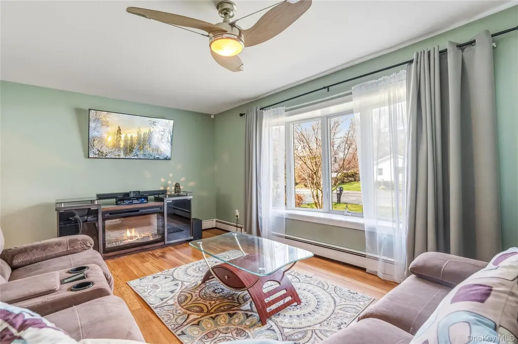 199 Concord Road Shirley NY 11967