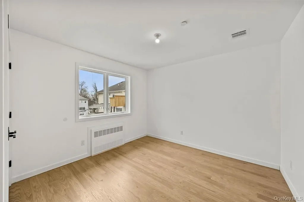 105 N Cole Avenue Spring Valley NY 10977