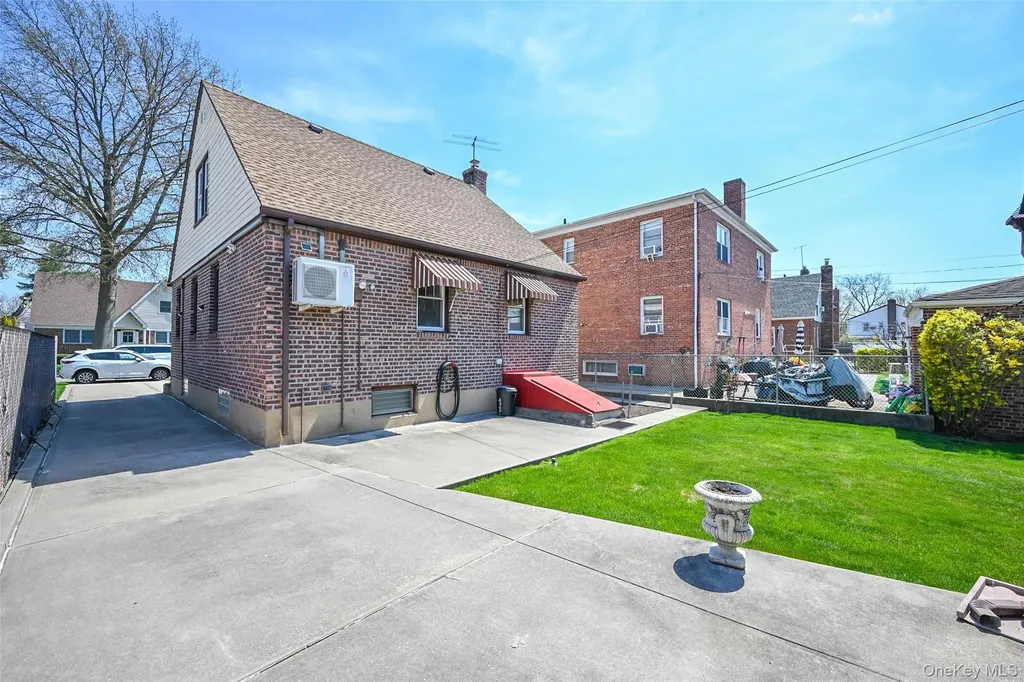 47-36 196th Street Flushing NY 11358