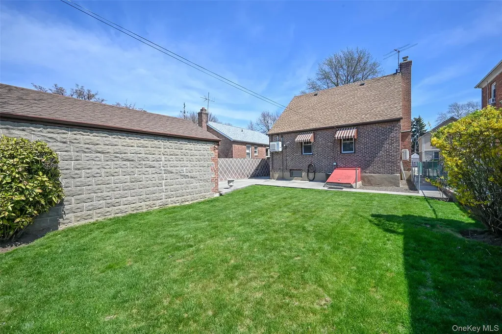 47-36 196th Street Flushing NY 11358