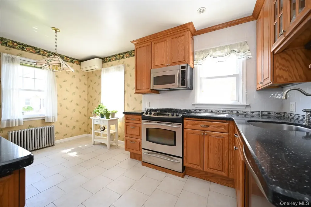47-36 196th Street Flushing NY 11358