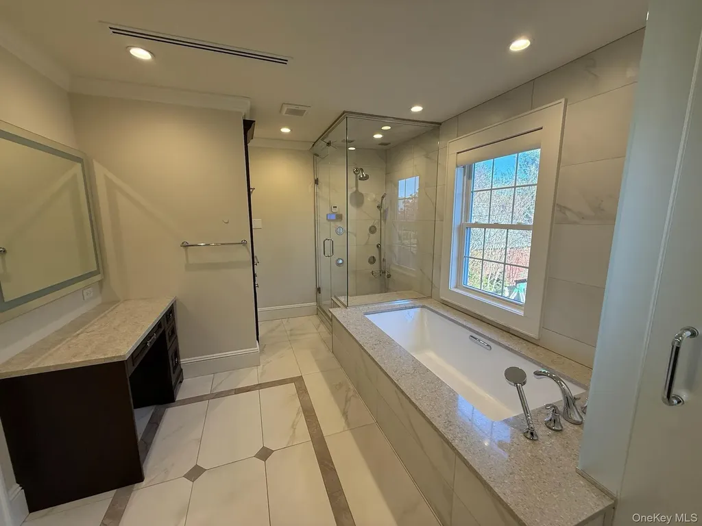 118 4th Street Garden City NY 11530
