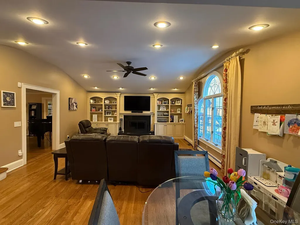 118 4th Street Garden City NY 11530