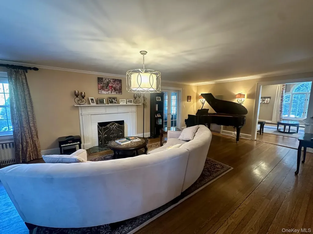 118 4th Street Garden City NY 11530