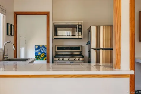 32 Ten Broeck Avenue Hudson NY 12534