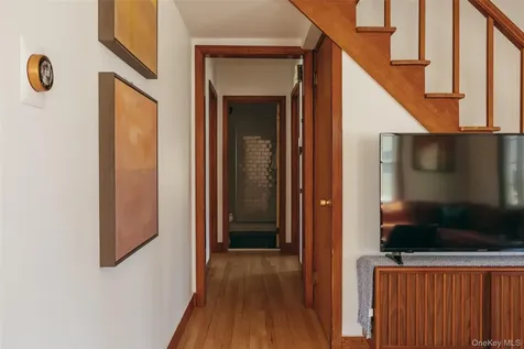 32 Ten Broeck Avenue Hudson NY 12534