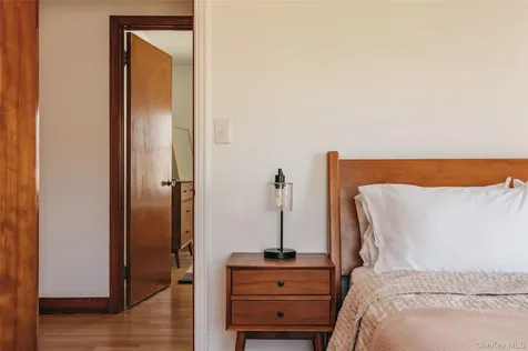 32 Ten Broeck Avenue Hudson NY 12534