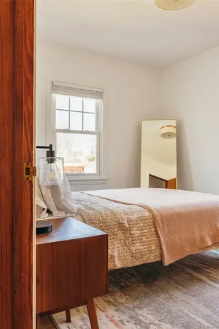 32 Ten Broeck Avenue Hudson NY 12534