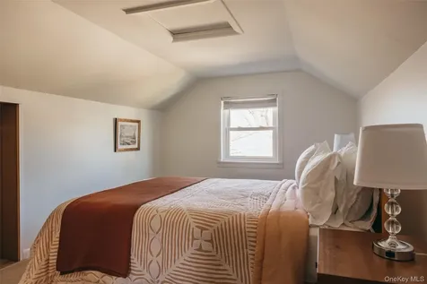 32 Ten Broeck Avenue Hudson NY 12534
