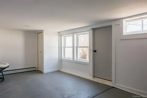 32 Ten Broeck Avenue Hudson NY 12534