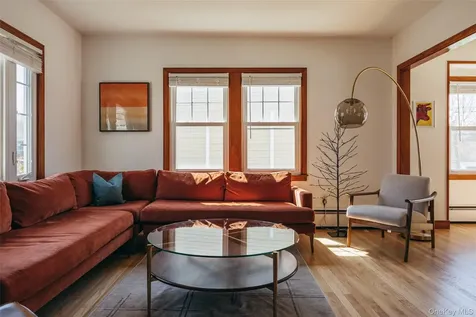32 Ten Broeck Avenue Hudson NY 12534