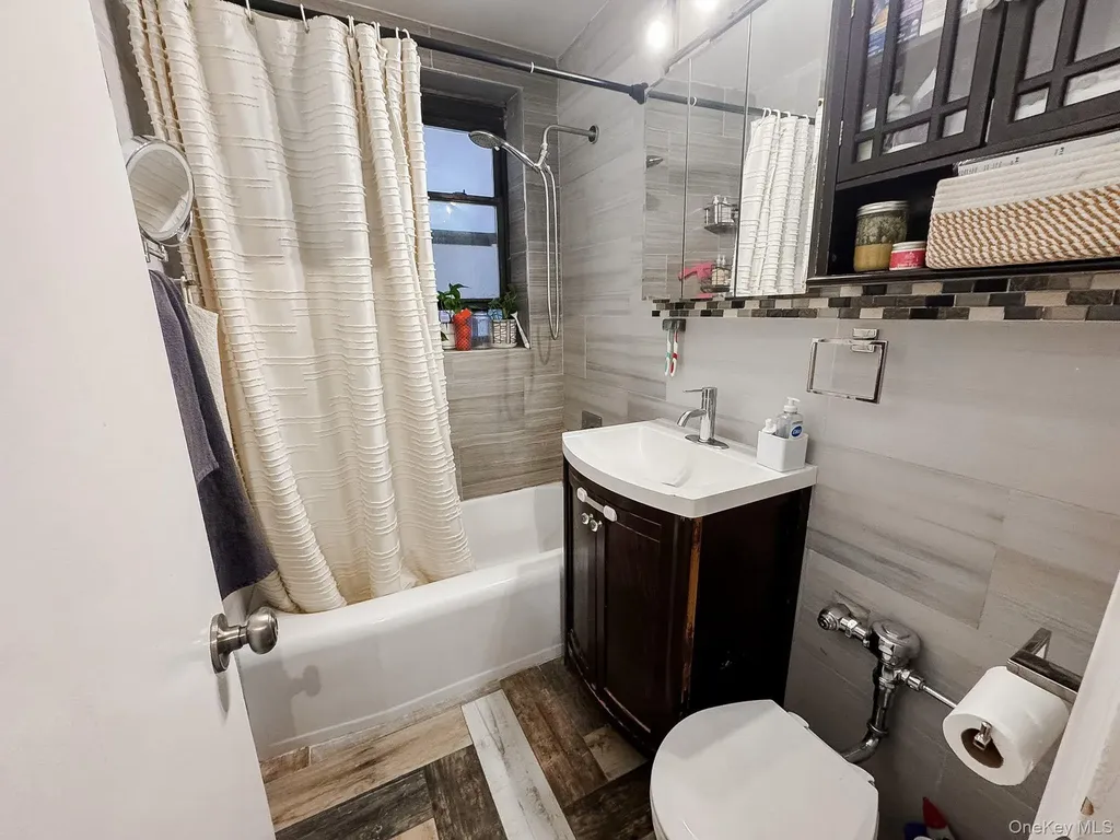 83-25 98th Street Woodhaven NY 11421