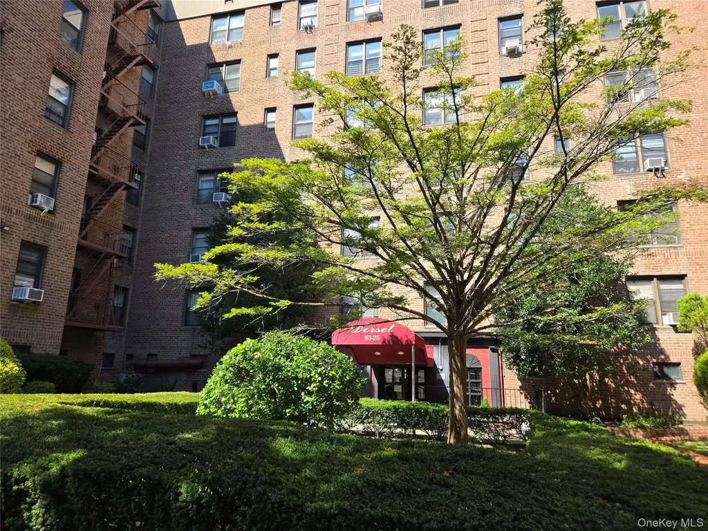 83-25 98th Street Woodhaven NY 11421