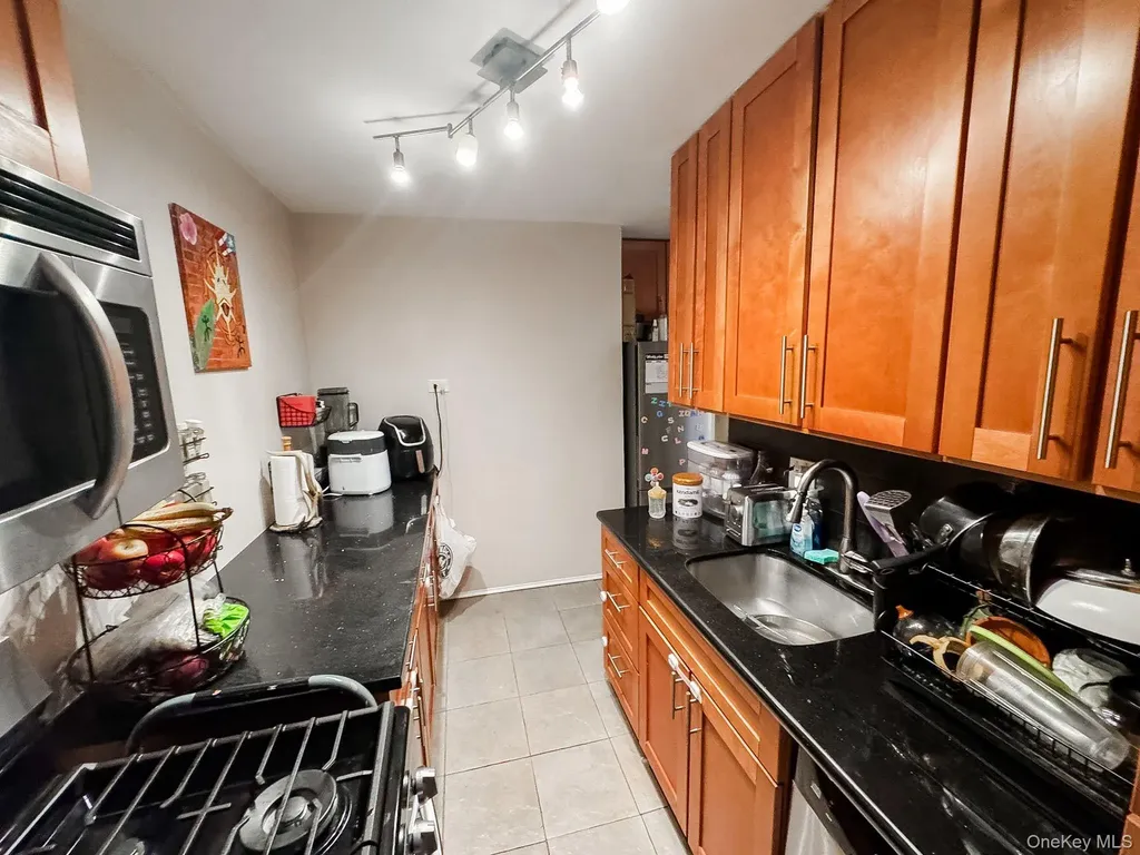 83-25 98th Street Woodhaven NY 11421