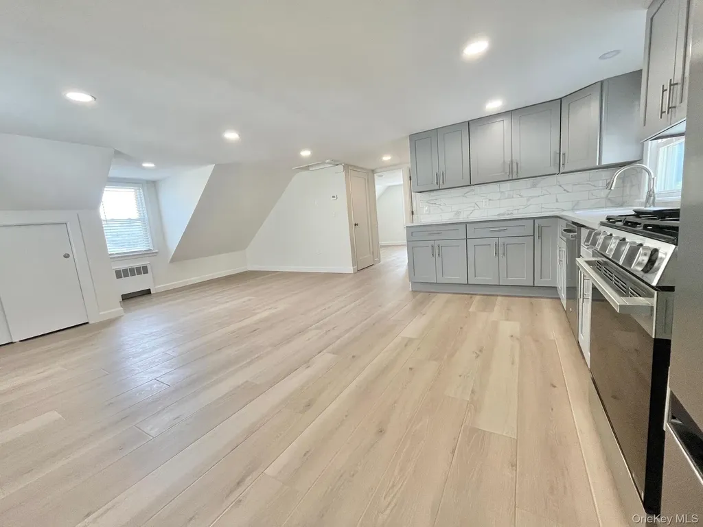237 Woodland Avenue Yonkers NY 10703