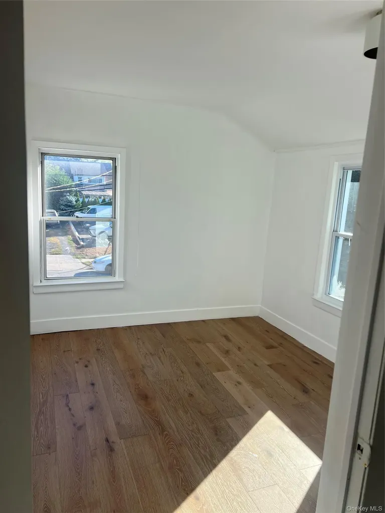 309 Franklin Avenue Hewlett NY 11557