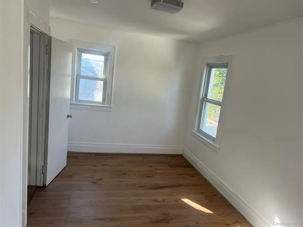 309 Franklin Avenue Hewlett NY 11557