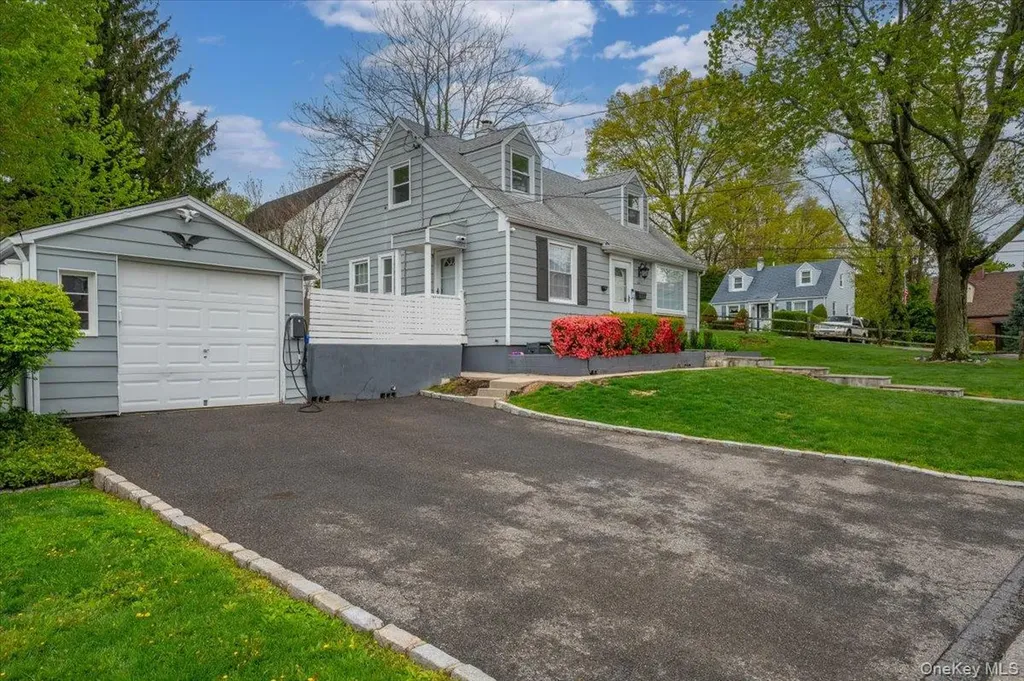 21 Keystone Road Yonkers NY 10710