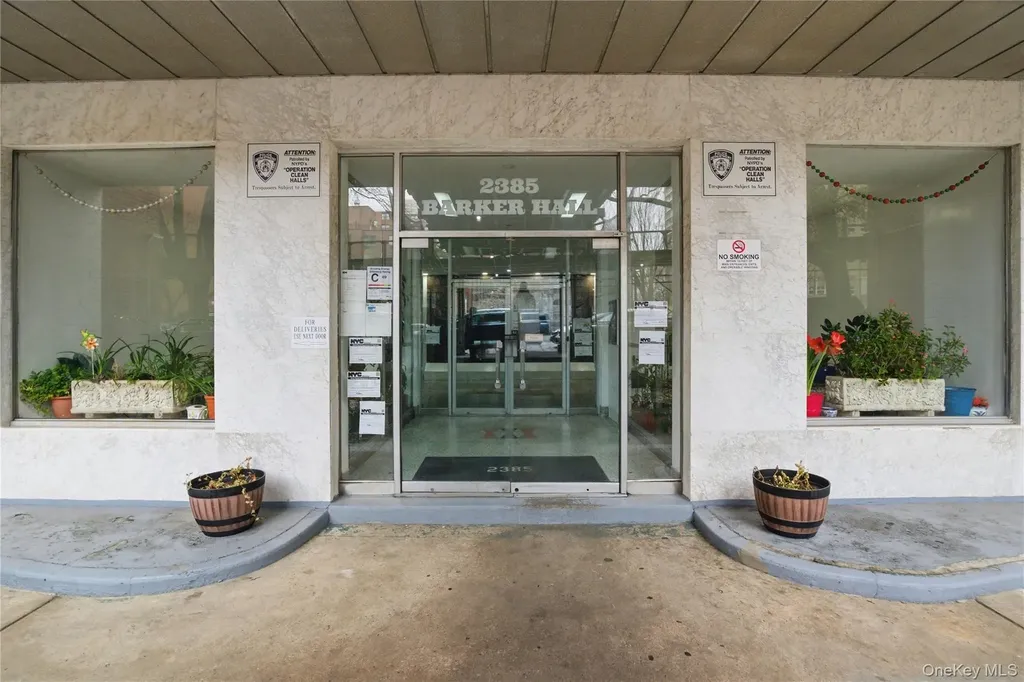2385 Barker Avenue Bronx NY 10467