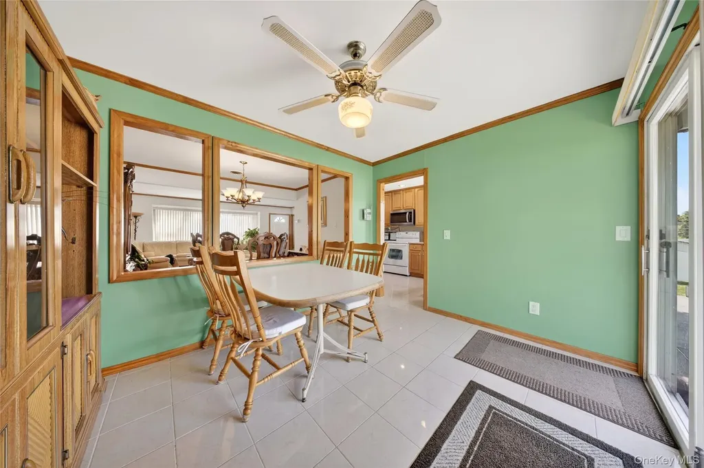 141 Cold Spring Road Syosset NY 11791