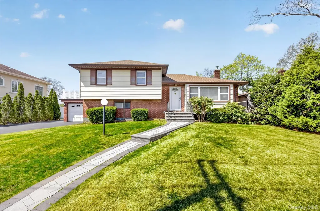141 Cold Spring Road Syosset NY 11791
